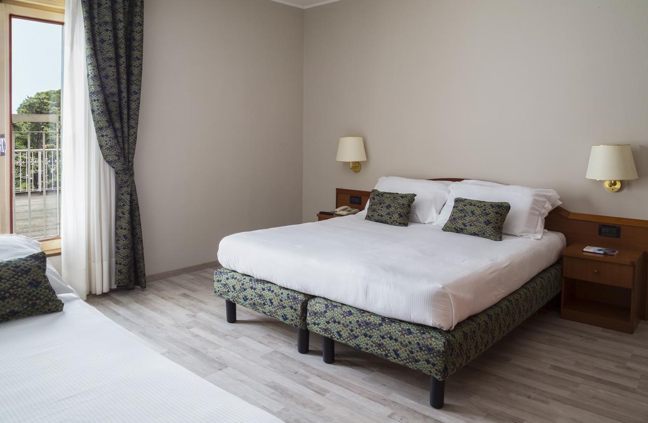 Hotel Beatrice Есте Екстериор снимка