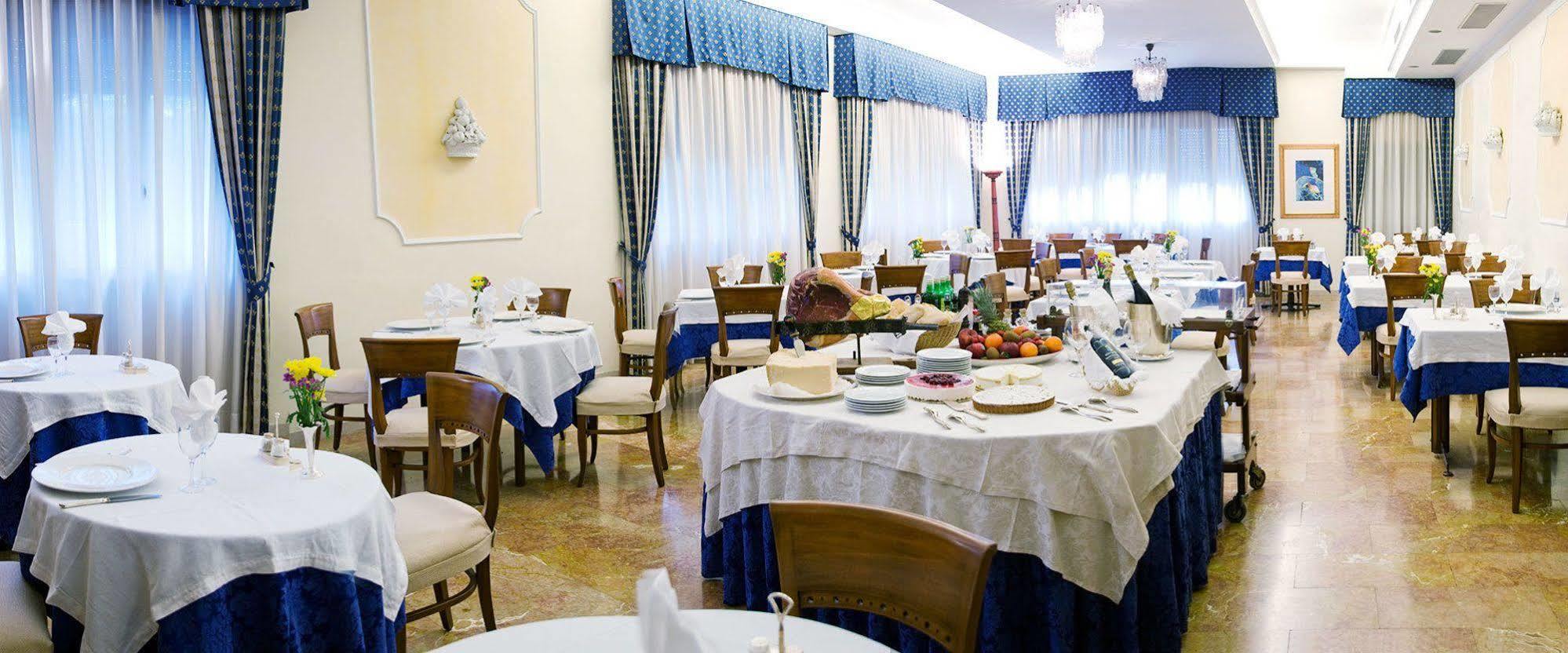 Hotel Beatrice Есте Екстериор снимка