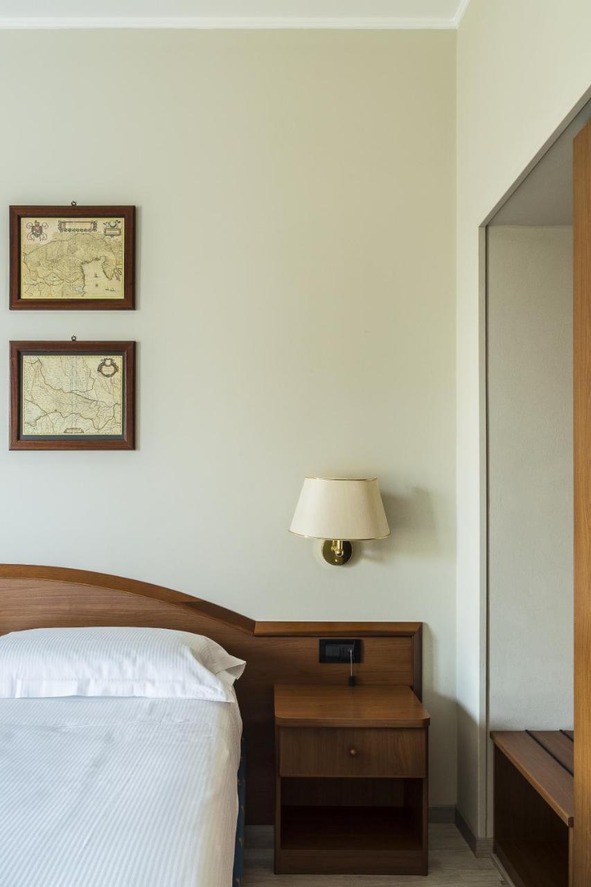 Hotel Beatrice Есте Екстериор снимка